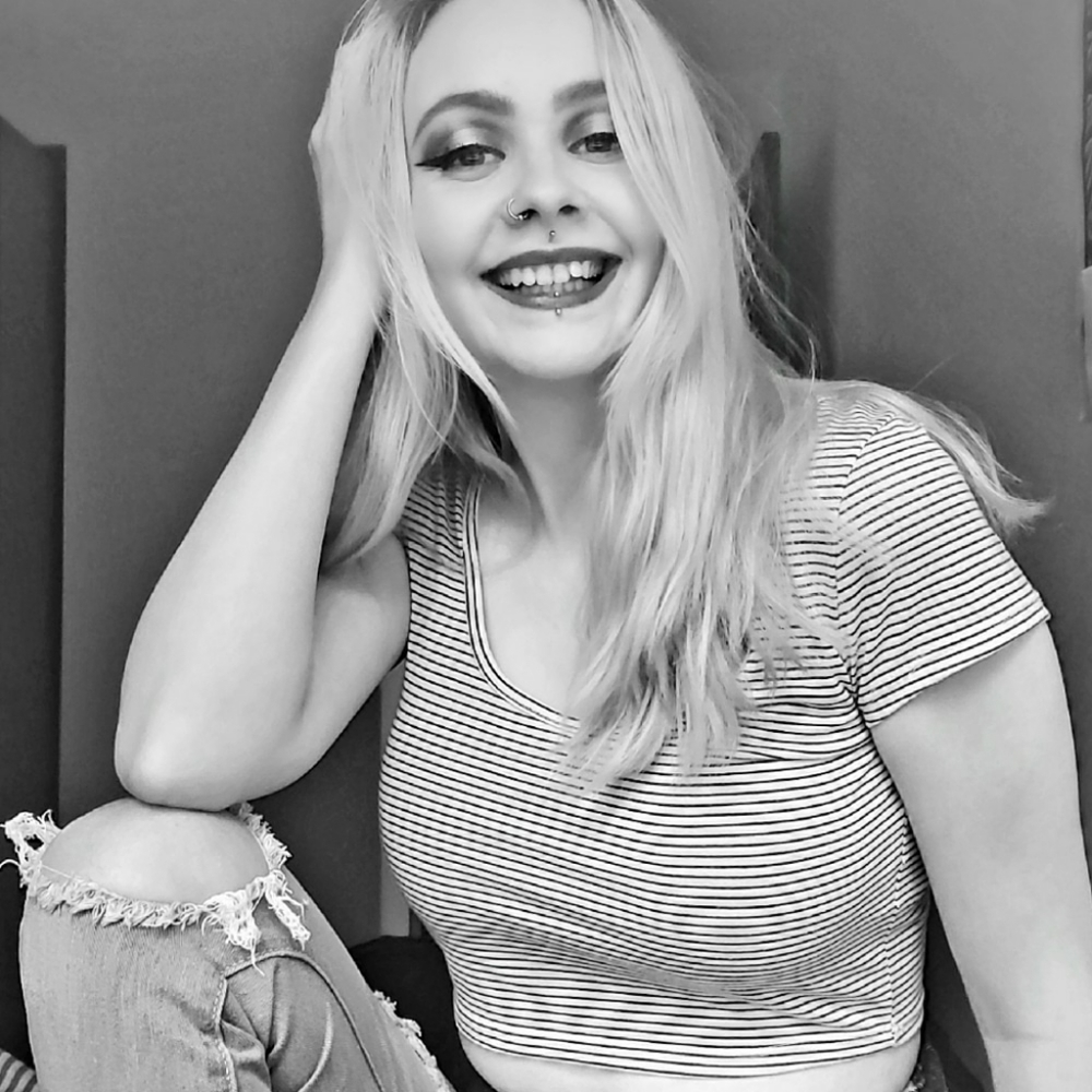 Meet your Posher, Ashley